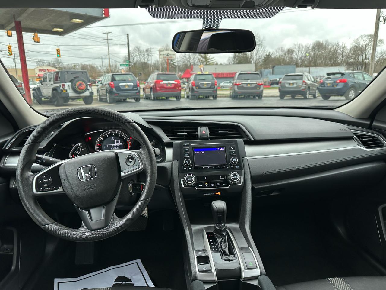 Honda Civic Sedan LX CVT 2017