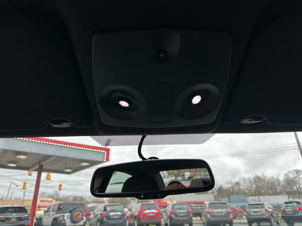 Dodge Avenger 4dr Sdn SXT 2013