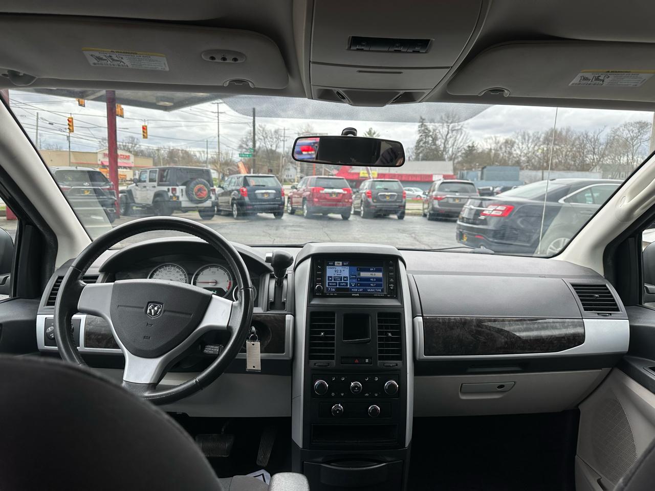 Dodge Grand Caravan 4dr Wgn Crew 2010