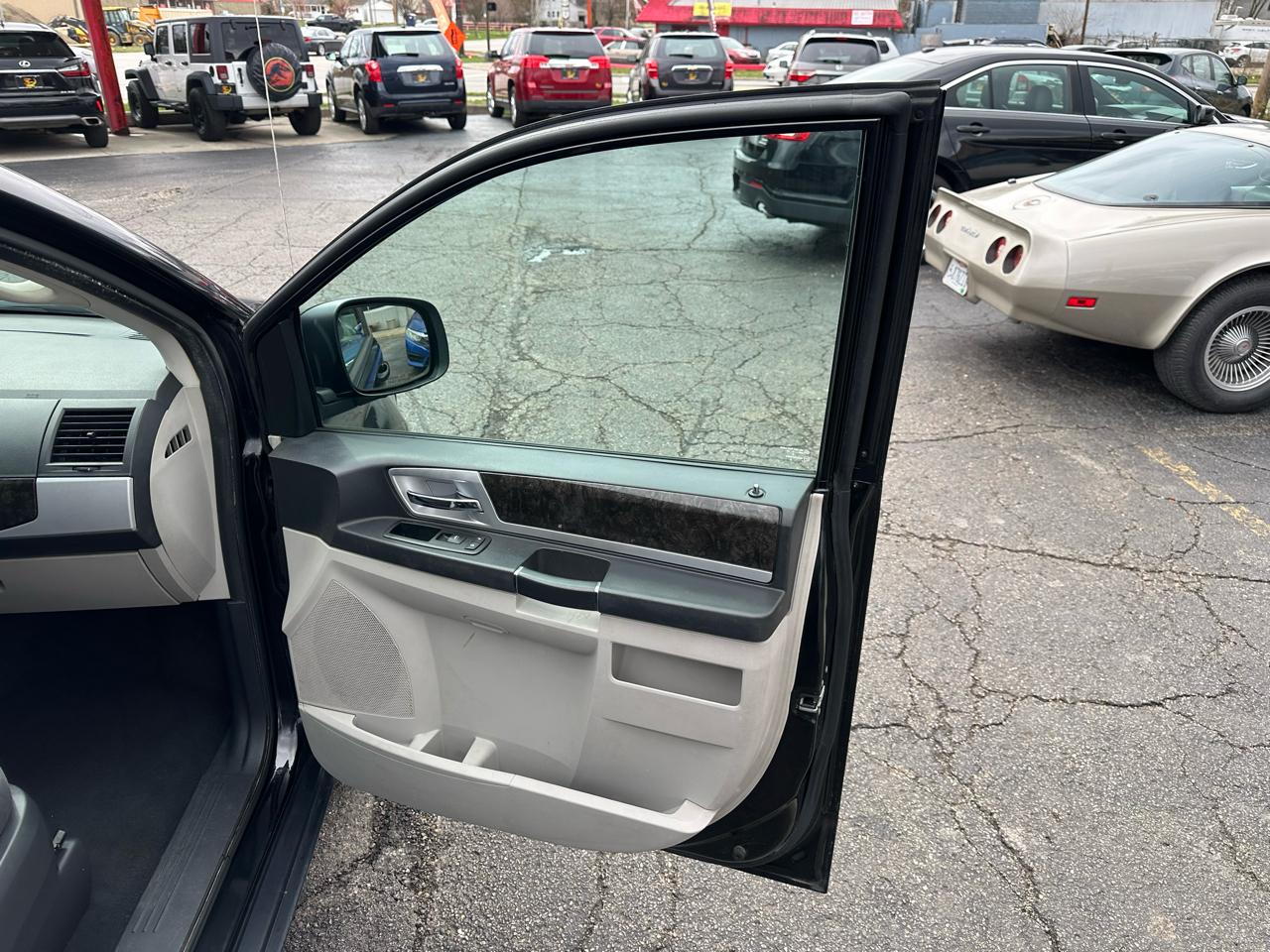 Dodge Grand Caravan 4dr Wgn Crew 2010