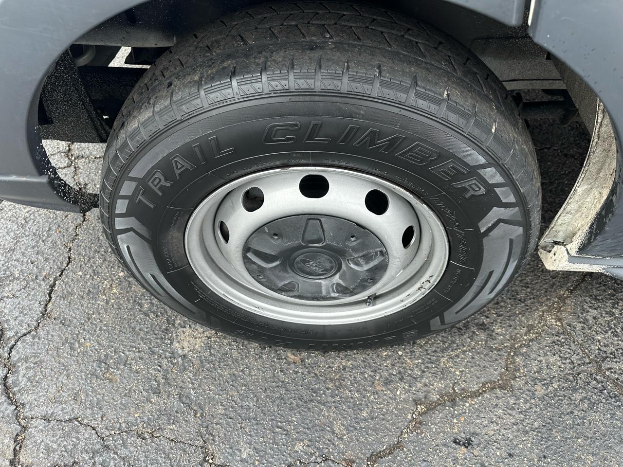 Ford Transit Van T-250 148" Med Rf 9000 GVWR Dual Dr 2018