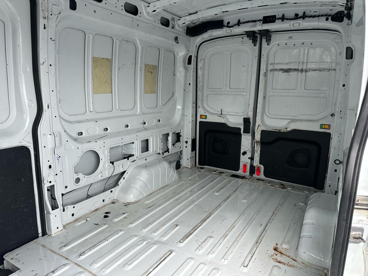 Ford Transit Van T-250 148" Med Rf 9000 GVWR Dual Dr 2018