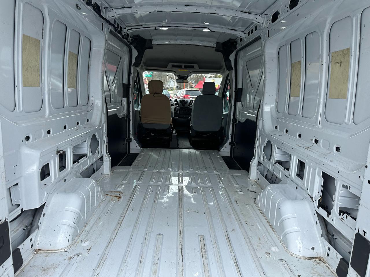 Ford Transit Van T-250 148" Med Rf 9000 GVWR Dual Dr 2018