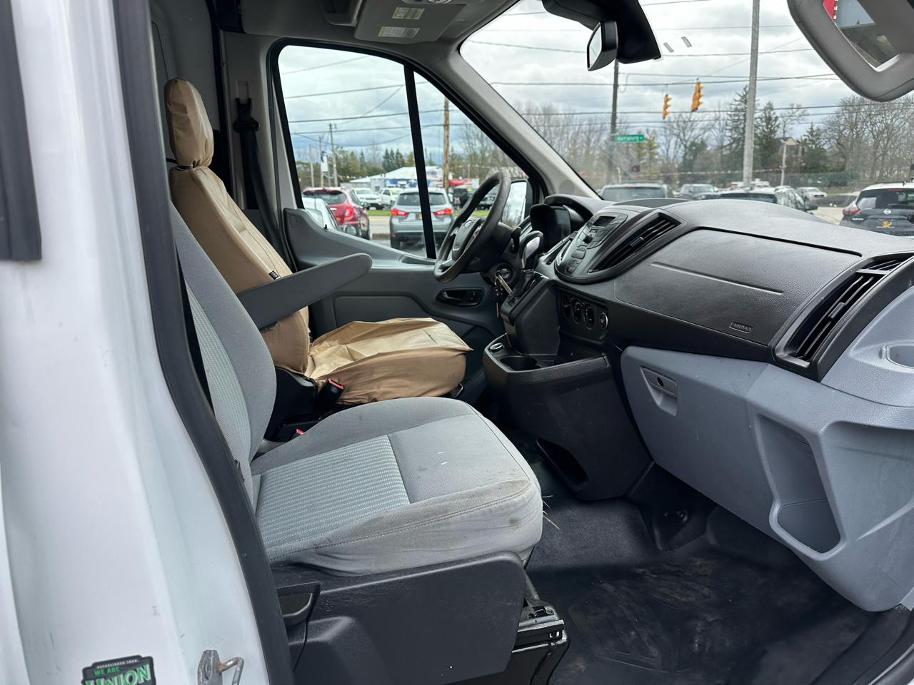 Ford Transit Van T-250 148" Med Rf 9000 GVWR Dual Dr 2018