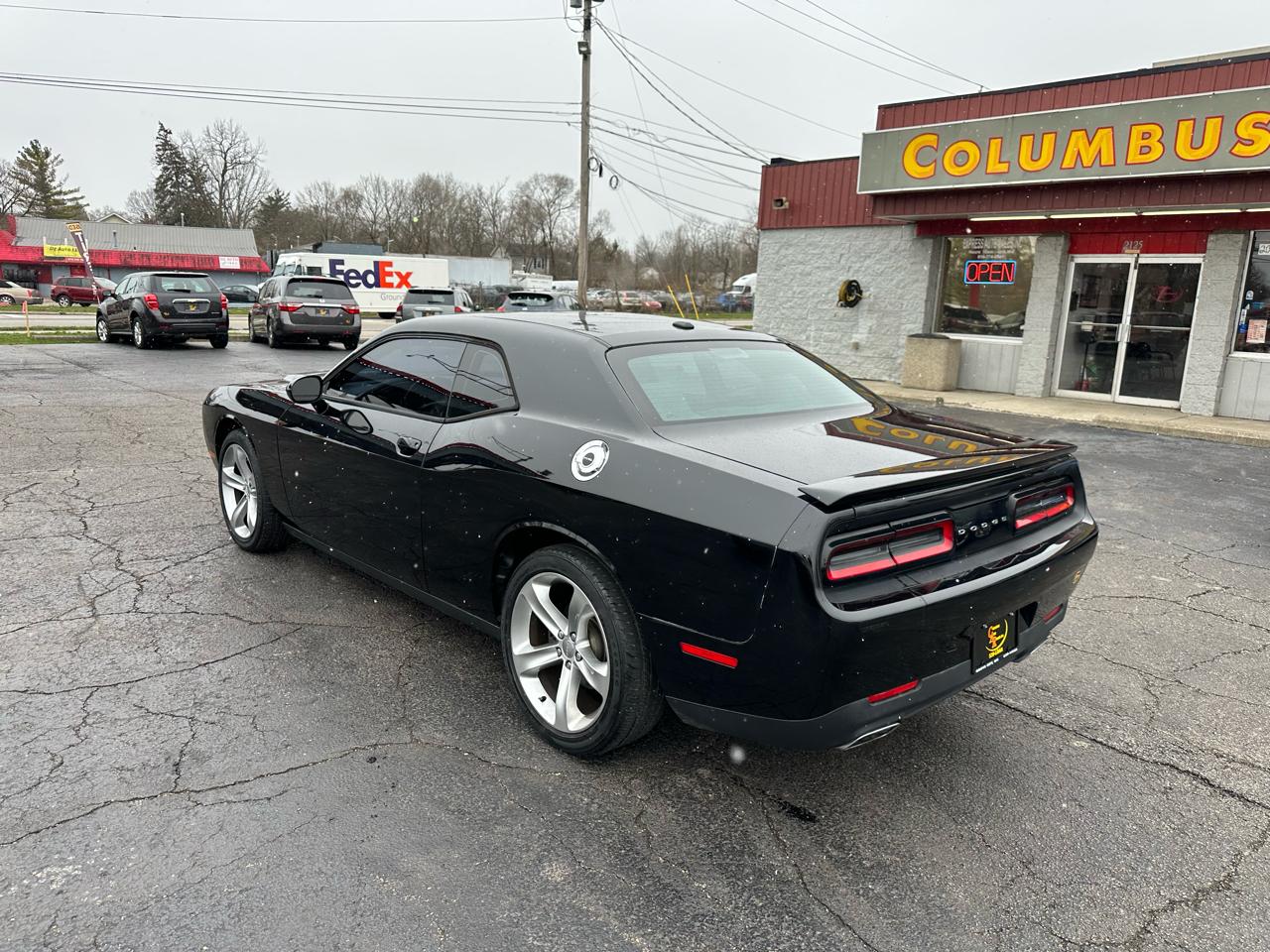 Dodge Challenger 2dr Cpe SXT 2016