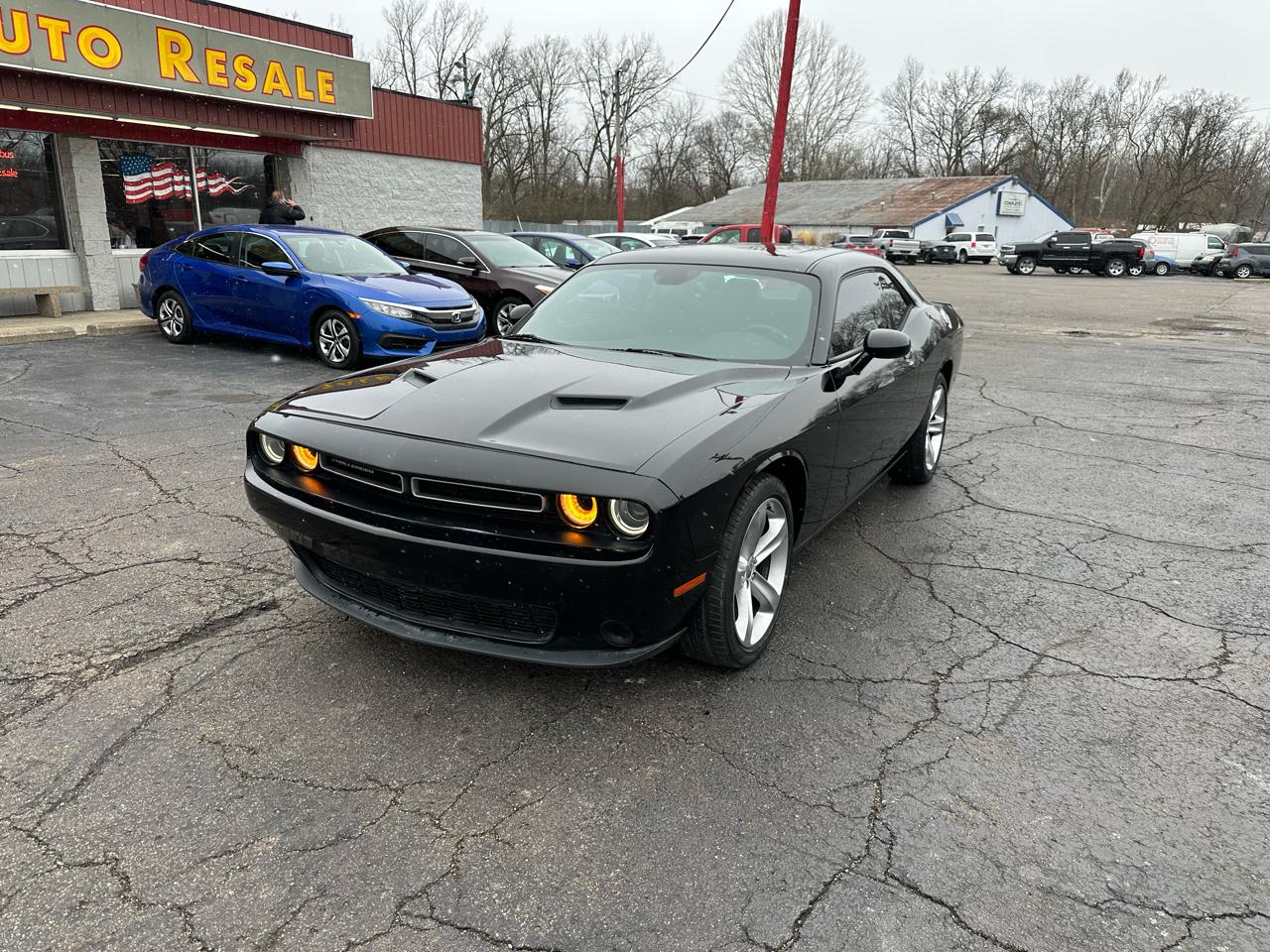 Dodge Challenger 2dr Cpe SXT 2016
