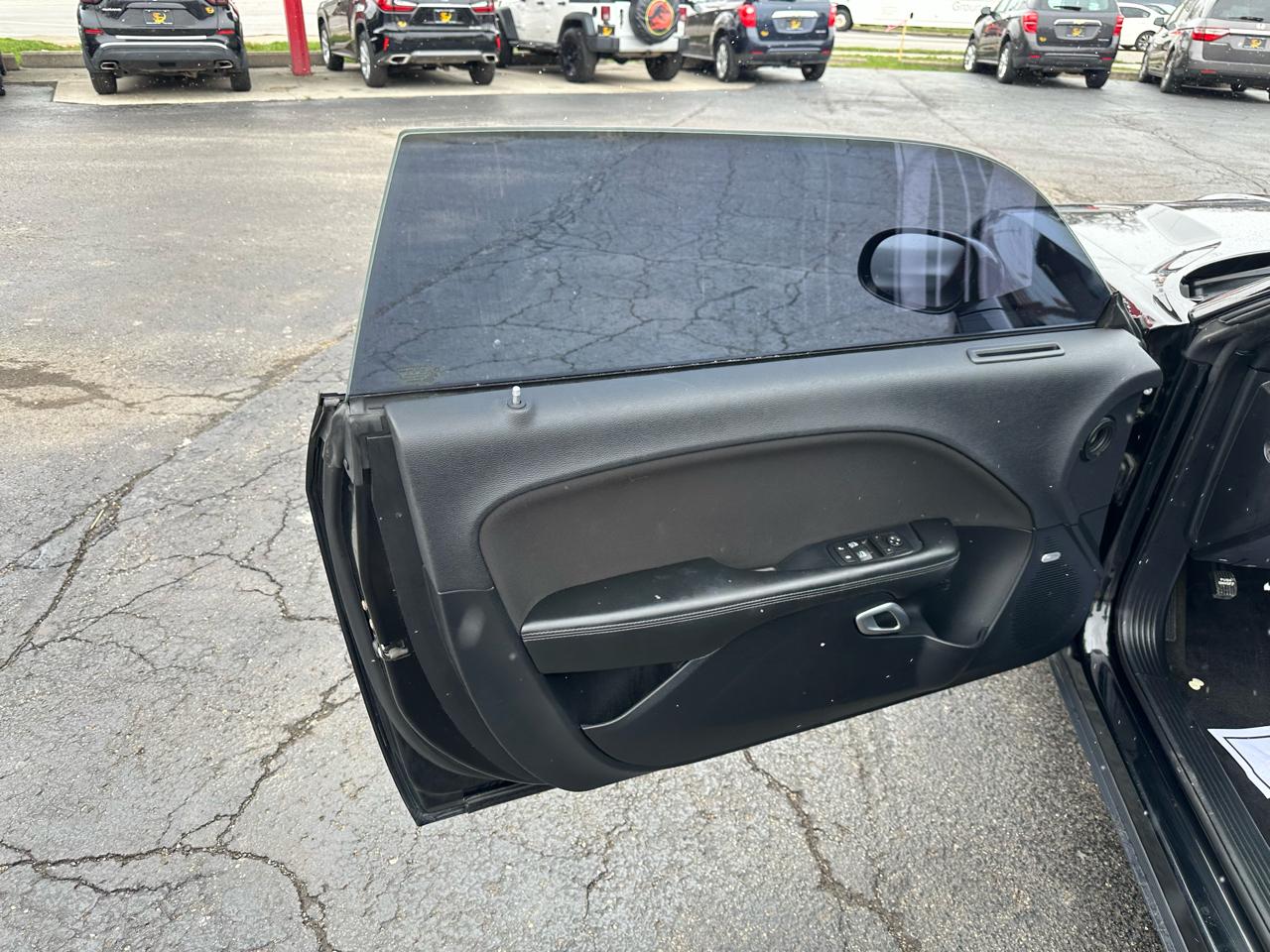 Dodge Challenger 2dr Cpe SXT 2016