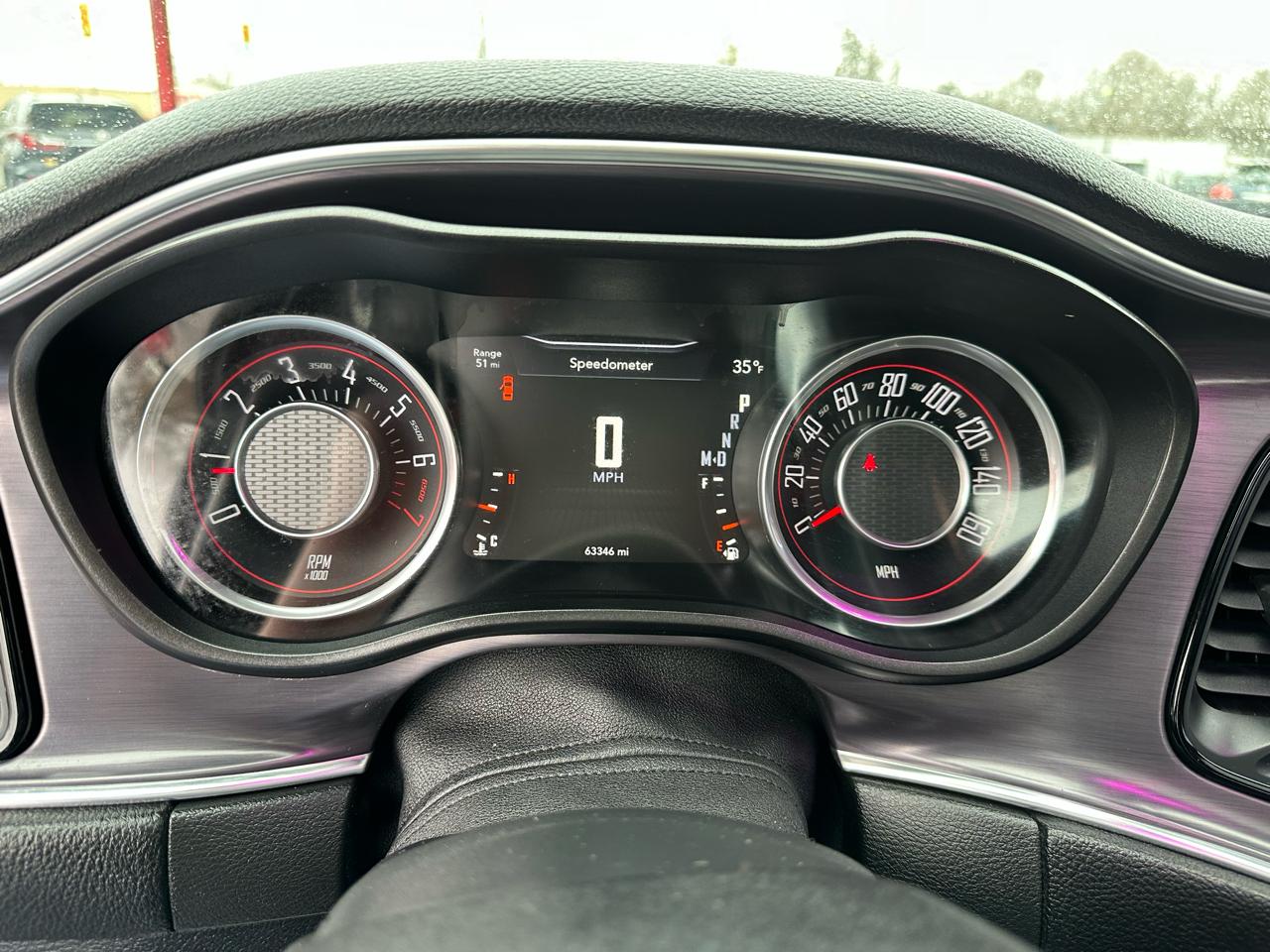 Dodge Challenger 2dr Cpe SXT 2016