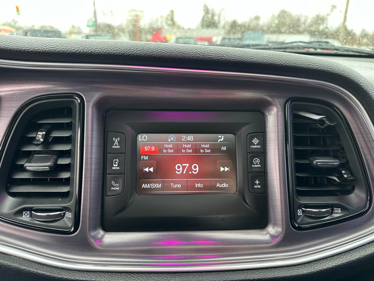 Dodge Challenger 2dr Cpe SXT 2016