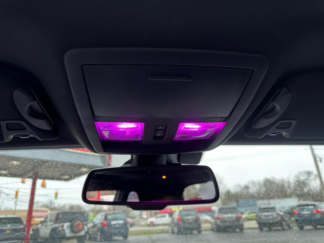 Dodge Challenger 2dr Cpe SXT 2016