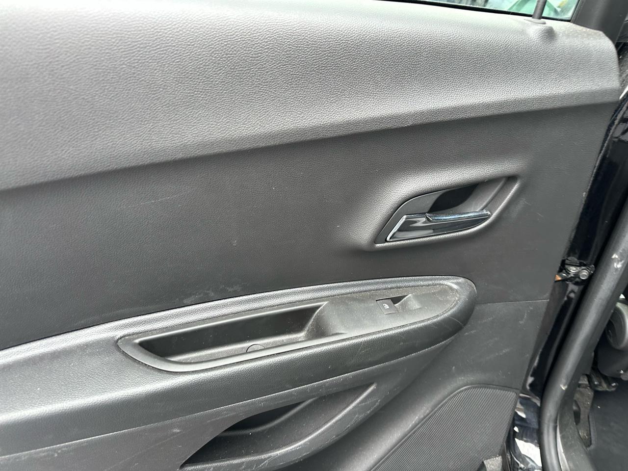 Chevrolet Trax AWD 4dr LT 2021