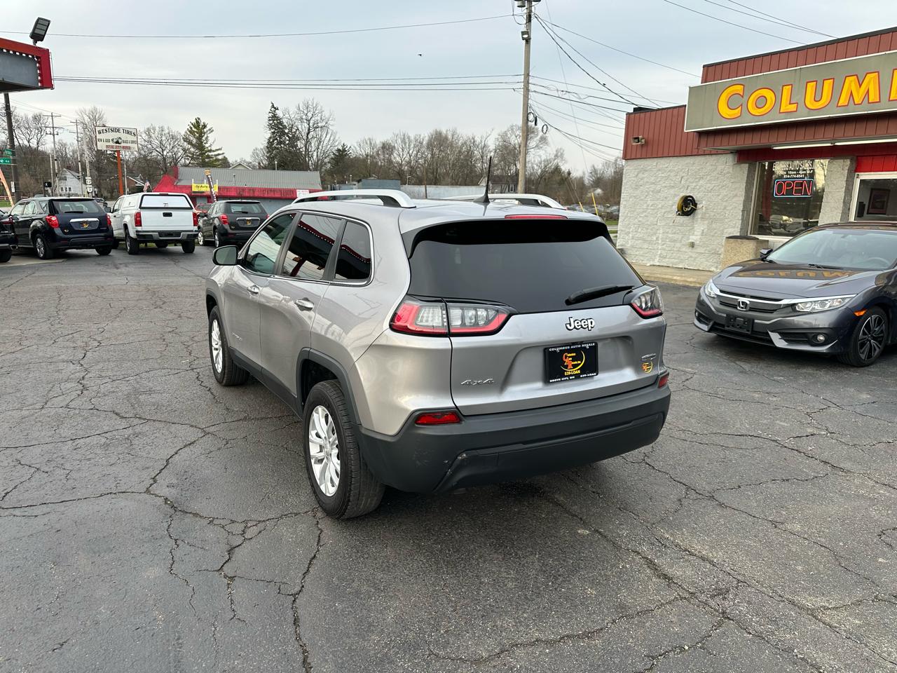 Jeep Cherokee Latitude 4x4 2019