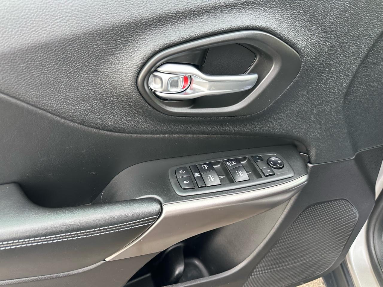 Jeep Cherokee Latitude 4x4 2019