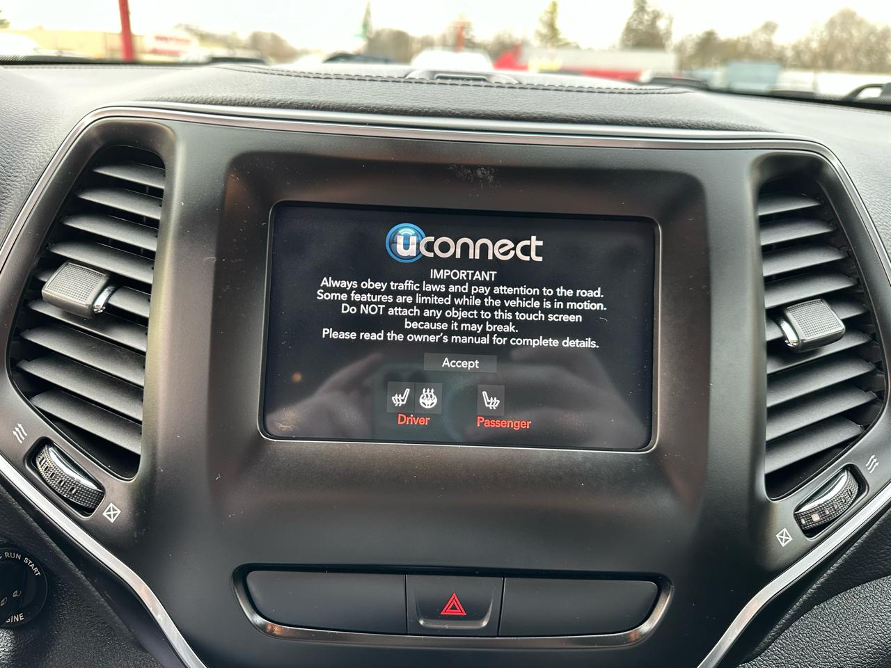 Jeep Cherokee Latitude 4x4 2019