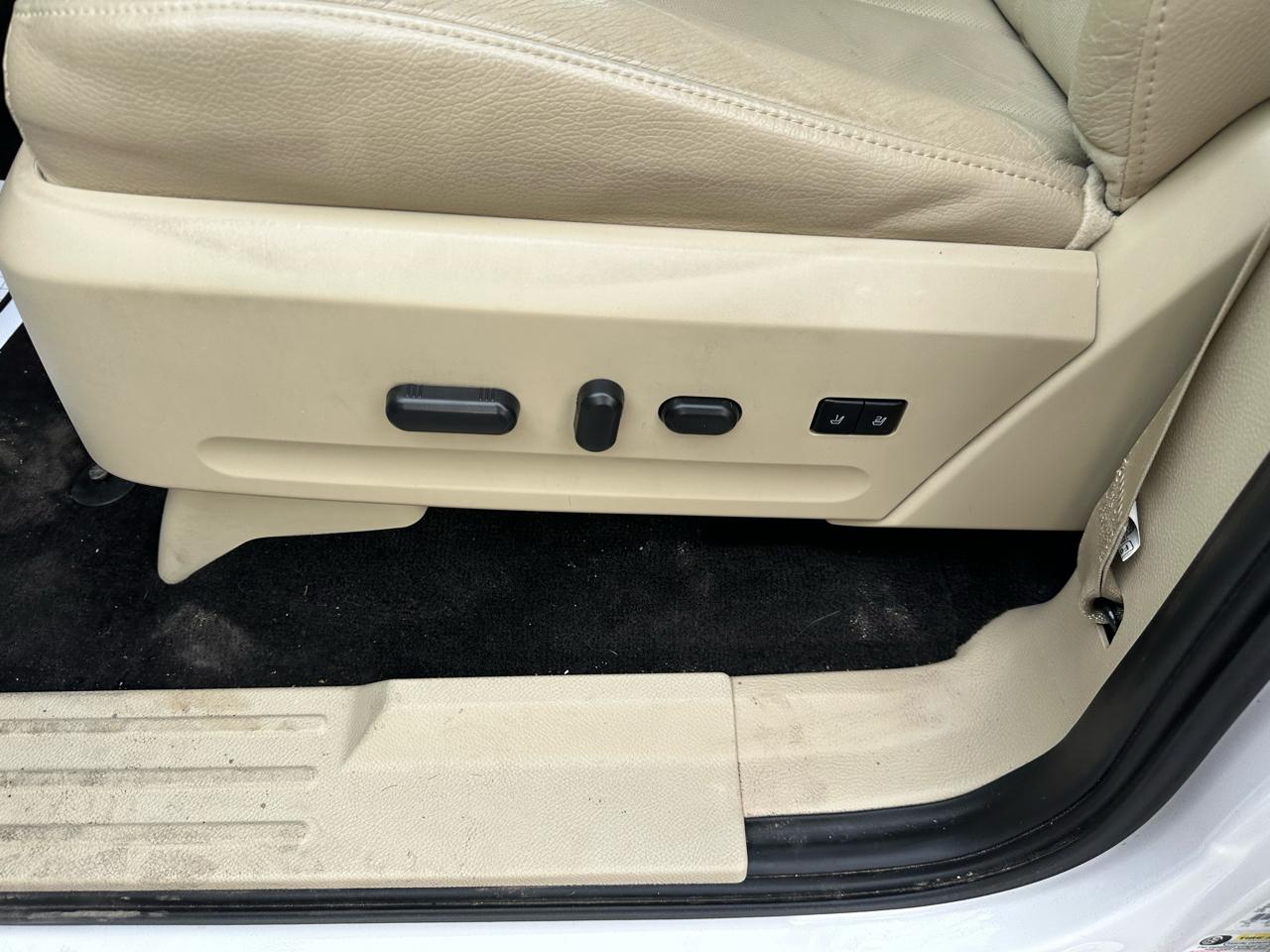 Ford Expedition 4WD 4dr Limited 2015