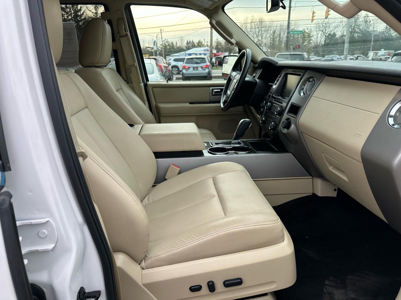 Ford Expedition 4WD 4dr Limited 2015