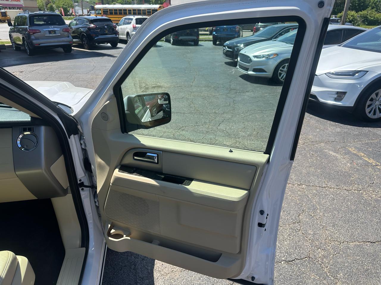 Ford Expedition 4WD 4dr Limited 2015