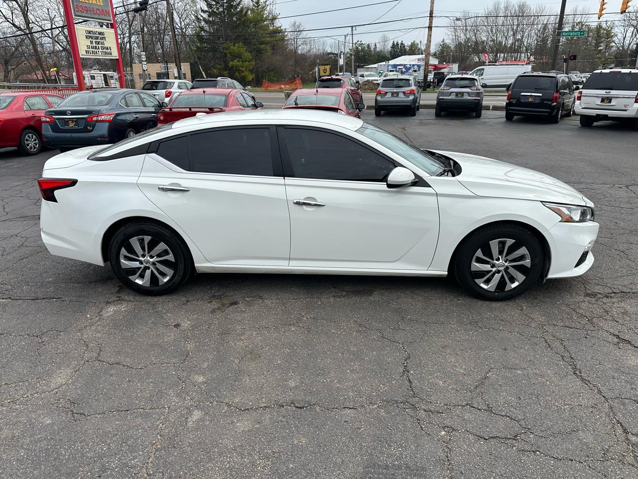 Nissan Altima 2.5 S Sedan 2020