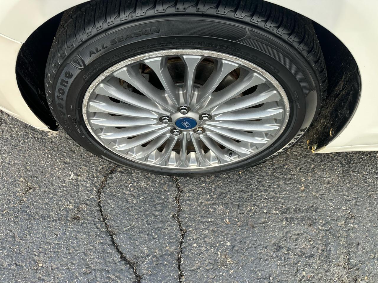 Ford Fusion 4dr Sdn Titanium FWD 2013