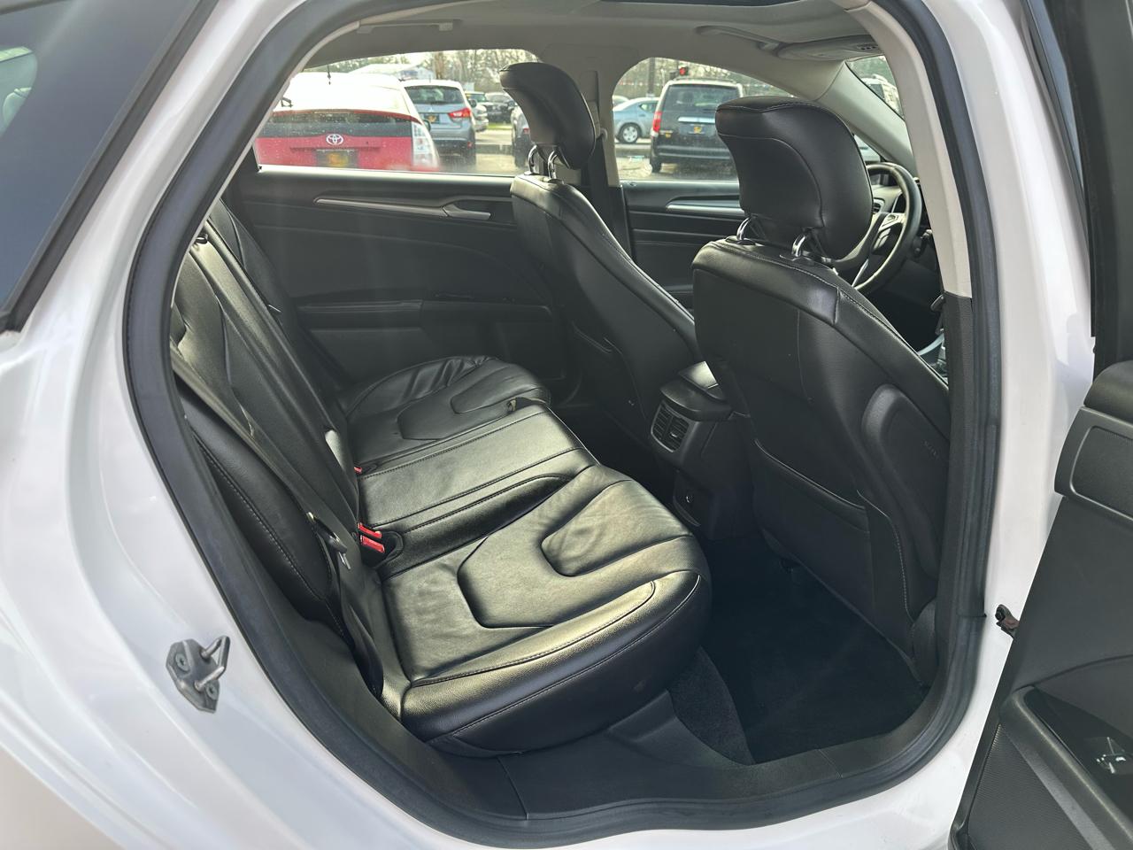 Ford Fusion 4dr Sdn Titanium FWD 2013