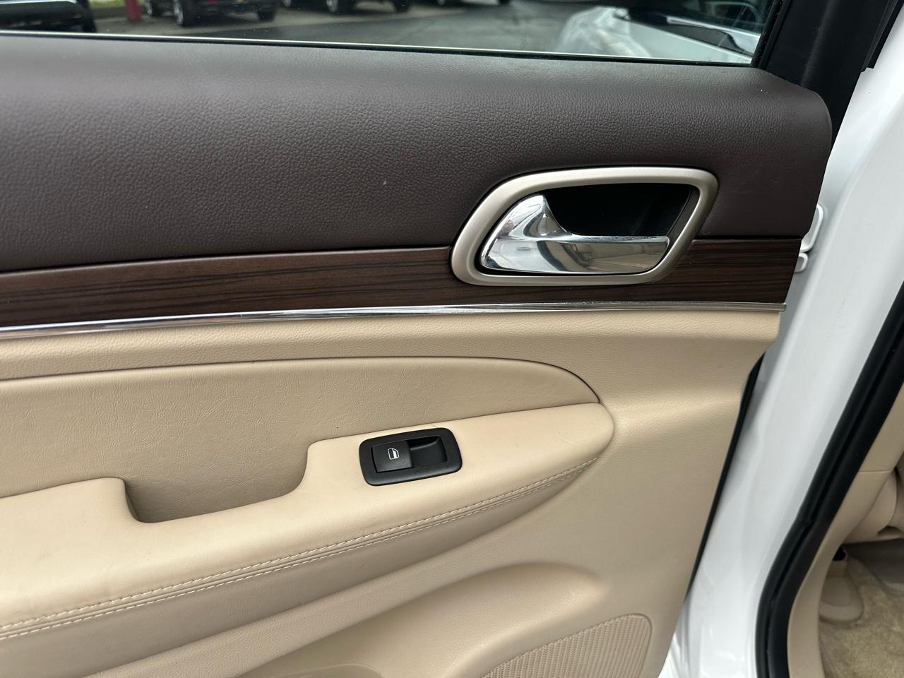 Jeep Grand Cherokee 4WD 4dr Overland 2015