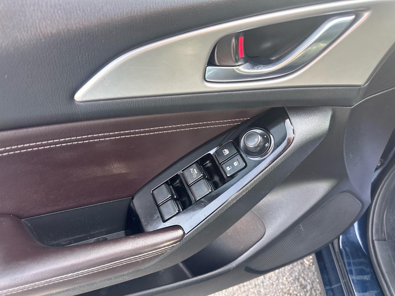 Mazda Mazda3 5-Door Touring 2.5 Manual 2017