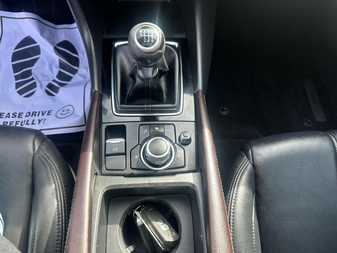 Mazda Mazda3 5-Door Touring 2.5 Manual 2017