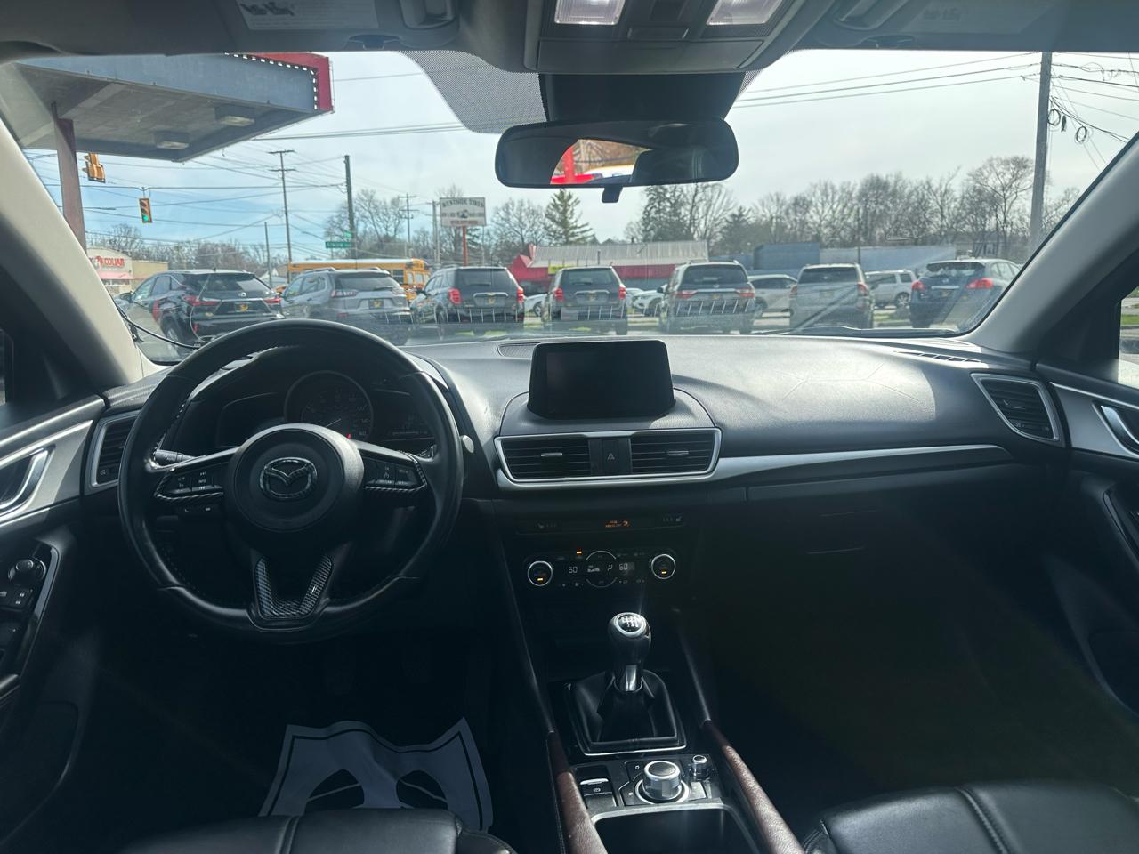 Mazda Mazda3 5-Door Touring 2.5 Manual 2017