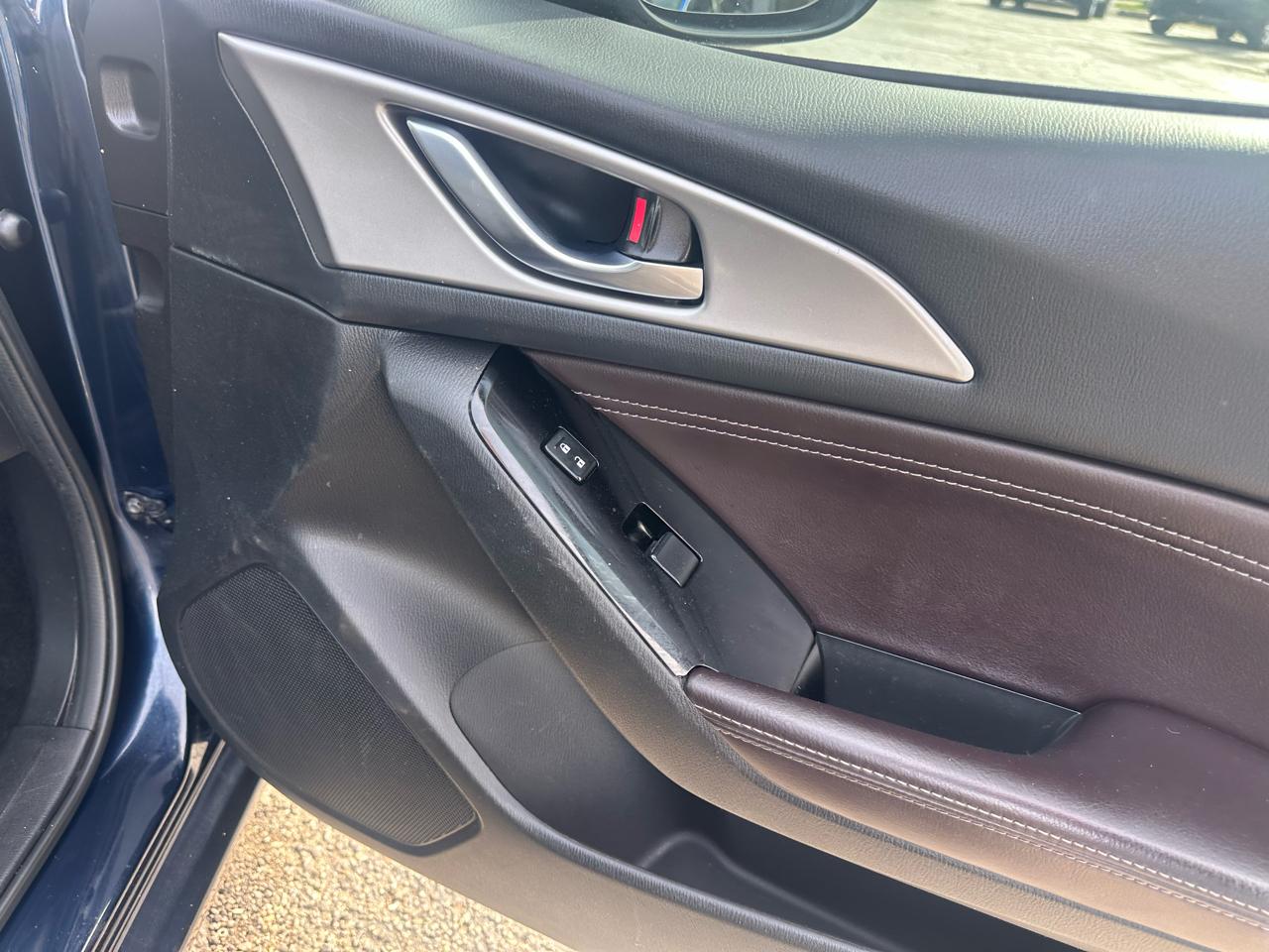 Mazda Mazda3 5-Door Touring 2.5 Manual 2017