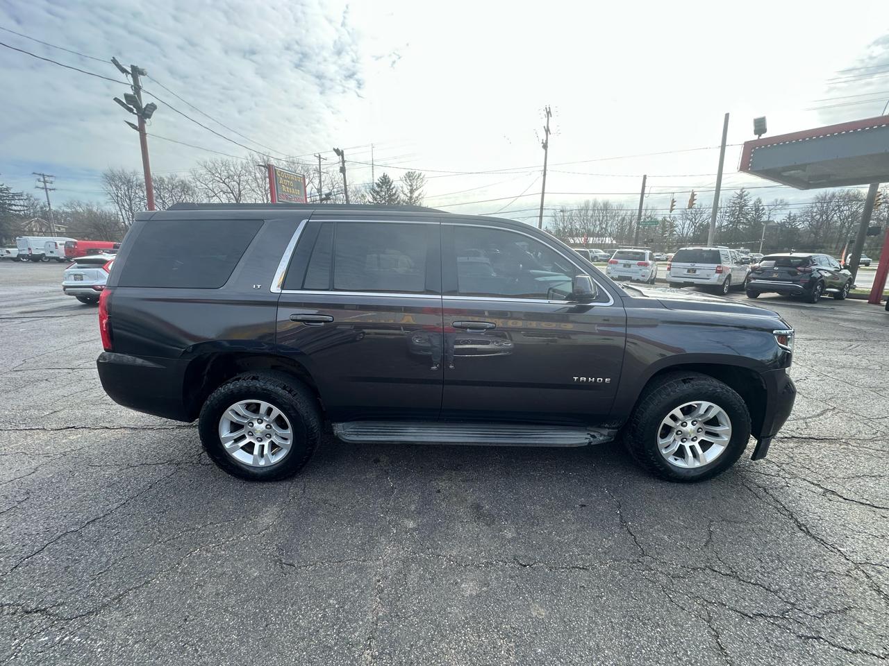 Chevrolet Tahoe 4WD 4dr LT 2016