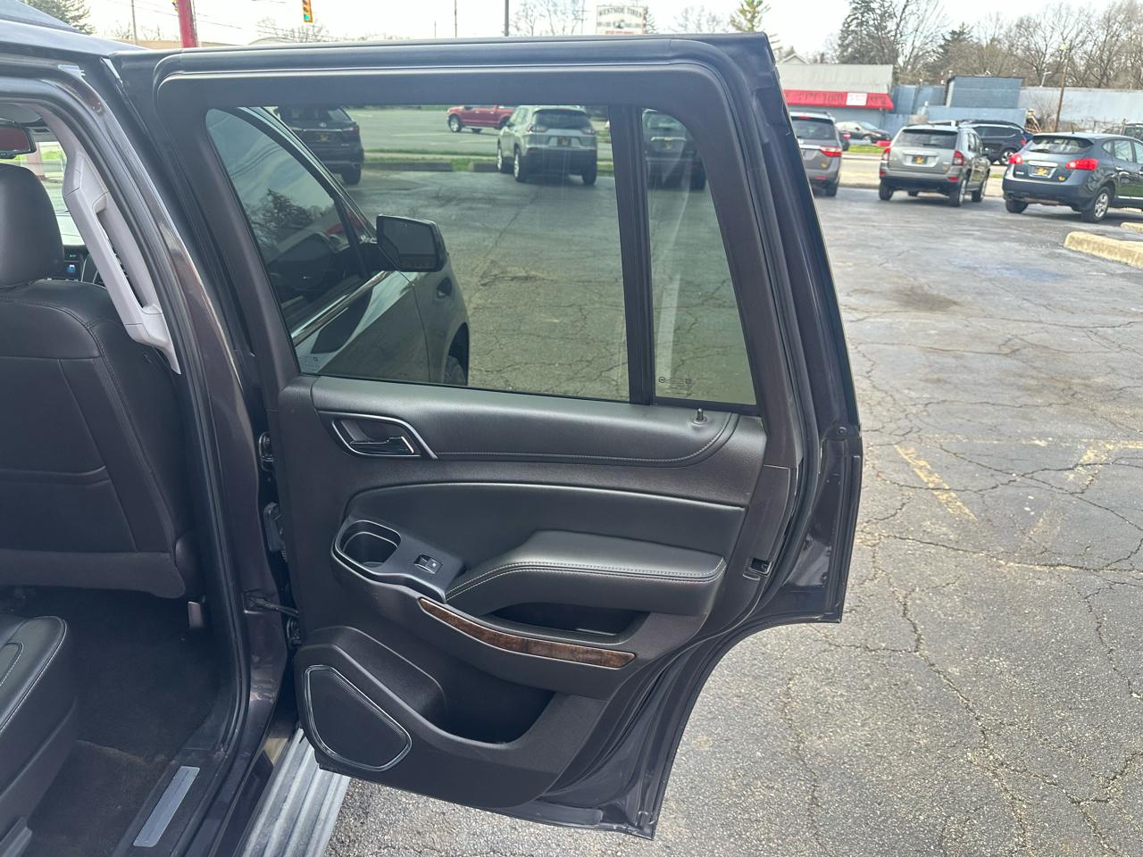 Chevrolet Tahoe 4WD 4dr LT 2016