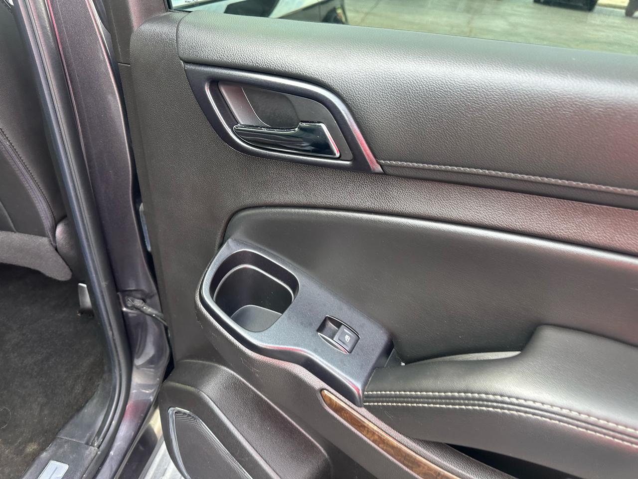 Chevrolet Tahoe 4WD 4dr LT 2016