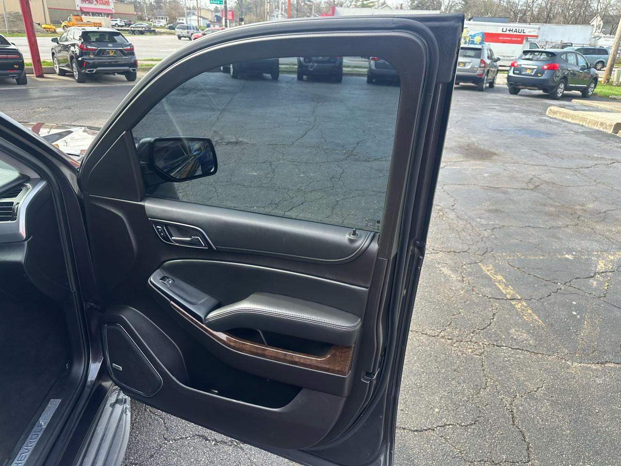 Chevrolet Tahoe 4WD 4dr LT 2016