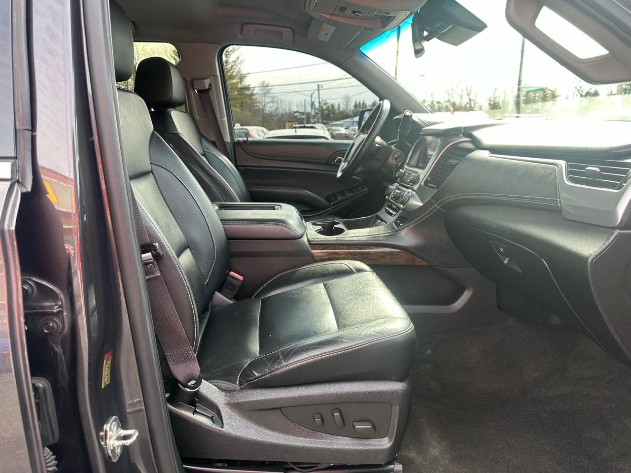 Chevrolet Tahoe 4WD 4dr LT 2016