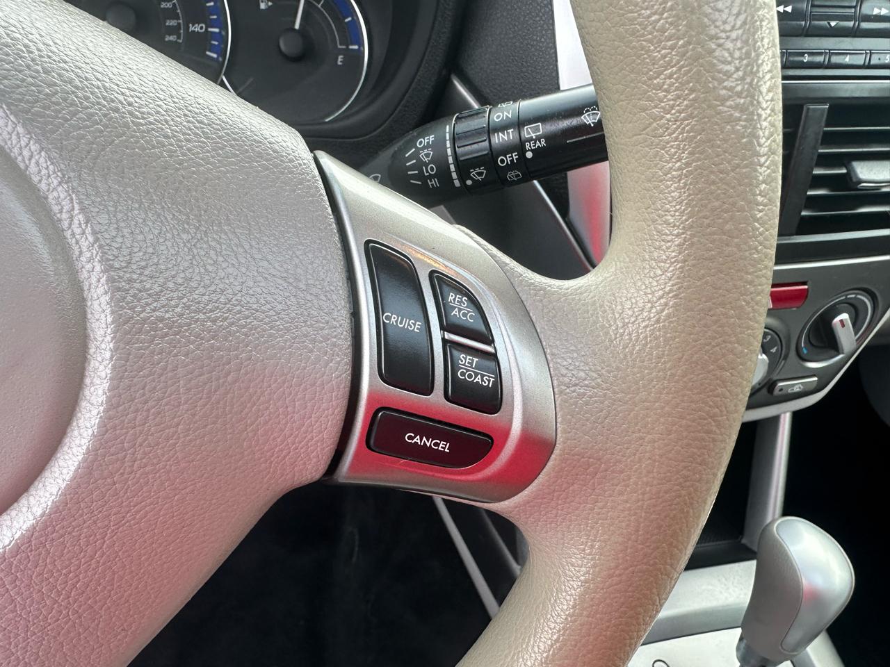 Subaru Forester 4dr Auto 2.5X Premium 2012