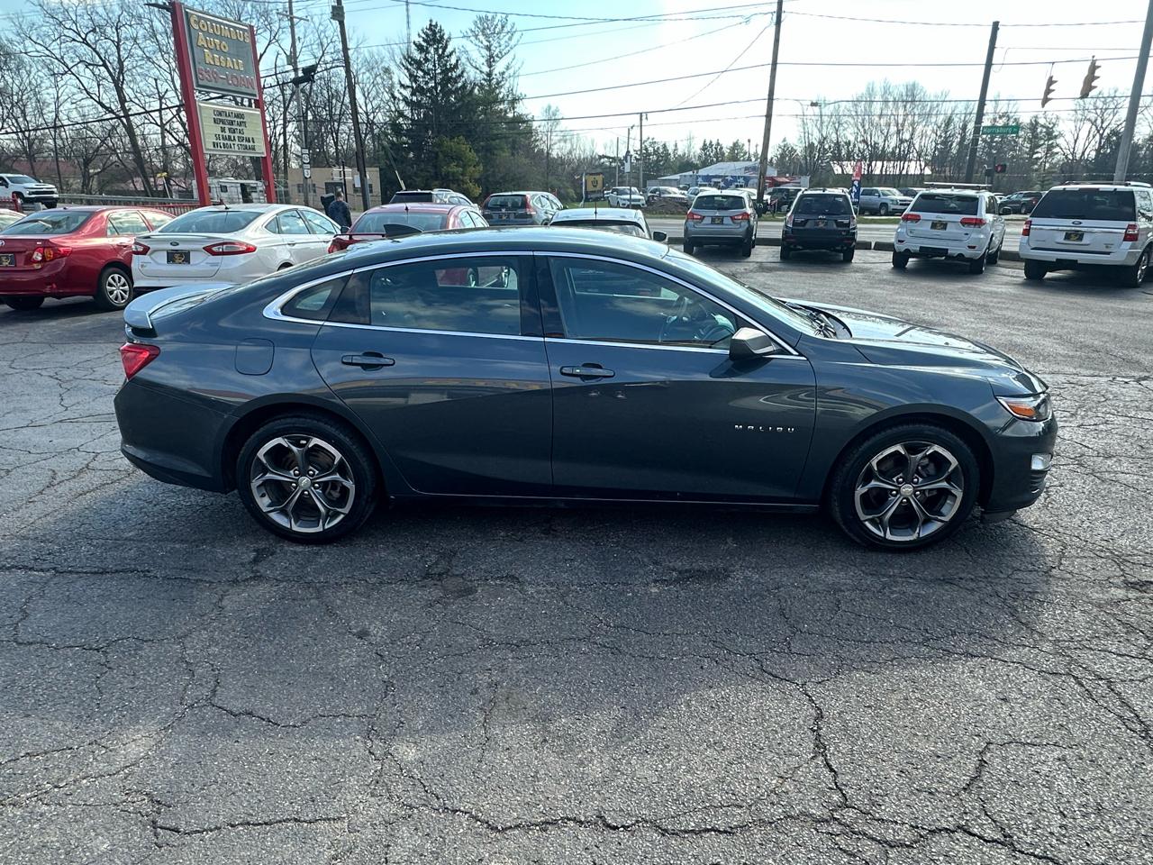 Chevrolet Malibu 4dr Sdn RS w/1SP 2019