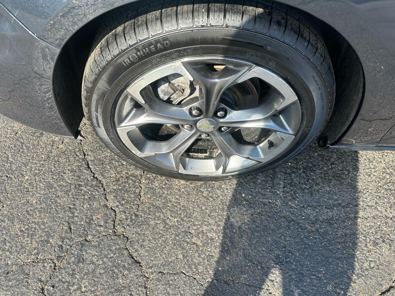 Chevrolet Malibu 4dr Sdn RS w/1SP 2019