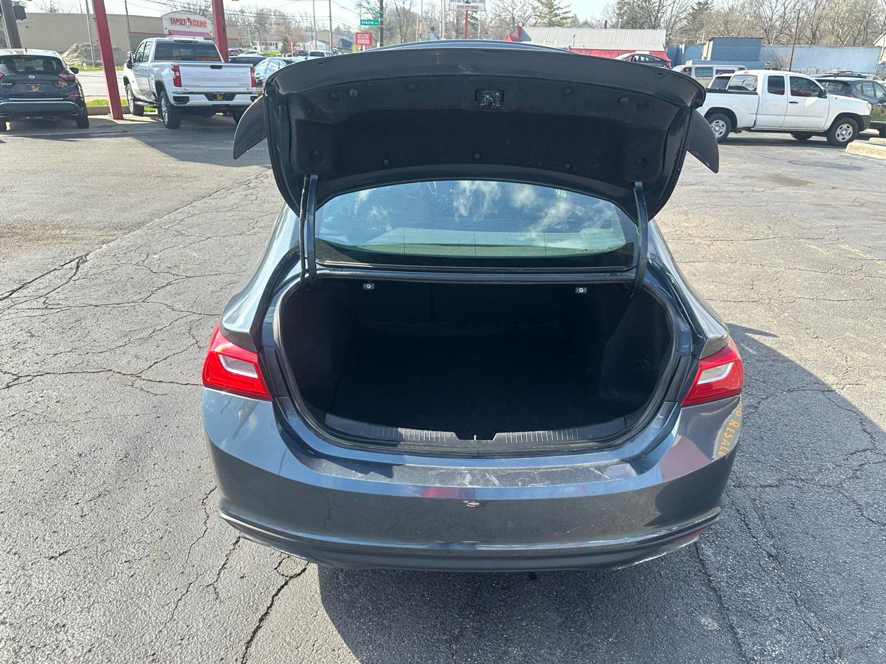 Chevrolet Malibu 4dr Sdn RS w/1SP 2019