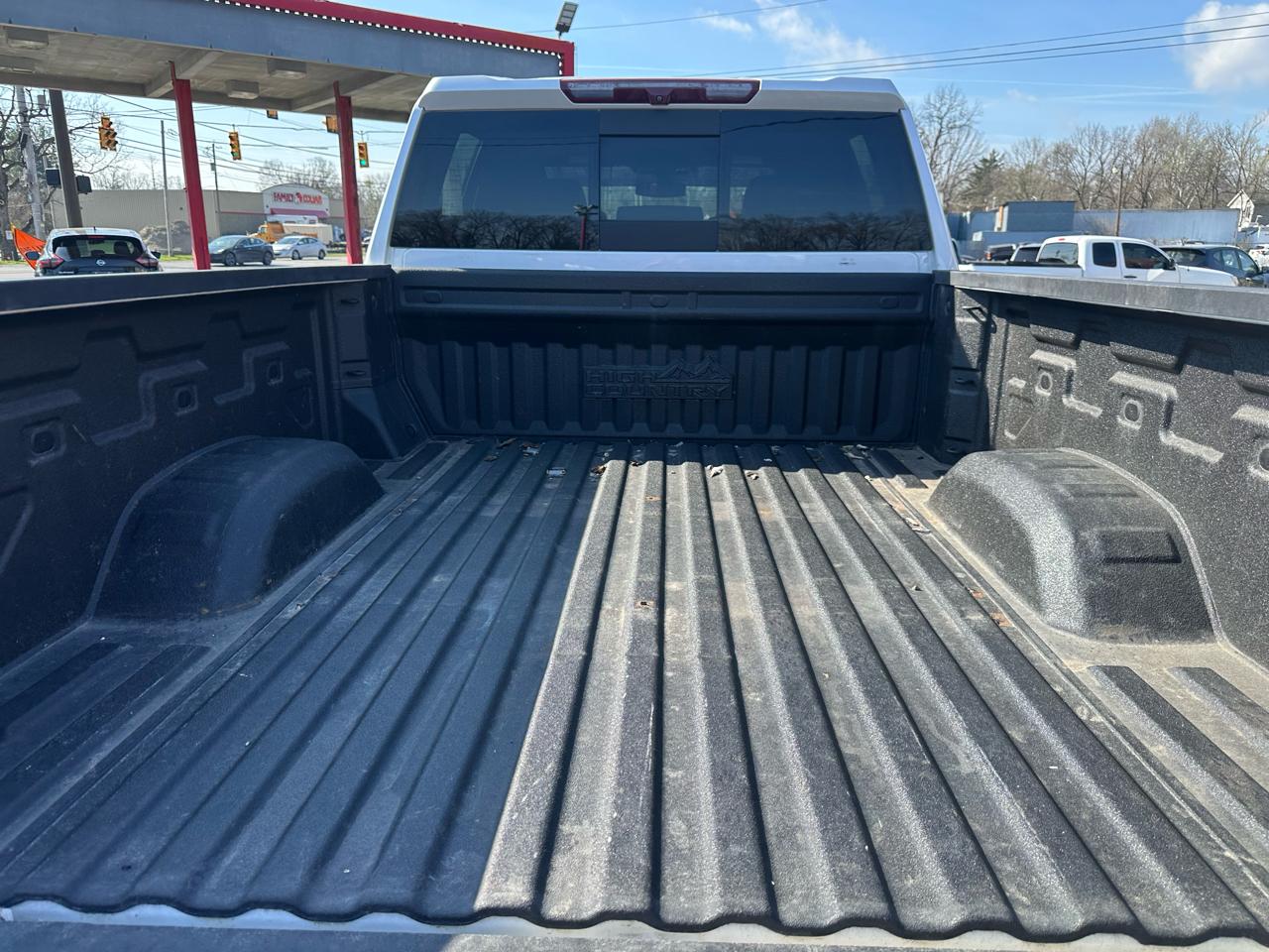 Chevrolet Silverado 3500HD 4WD Crew Cab 159" High Country 2022