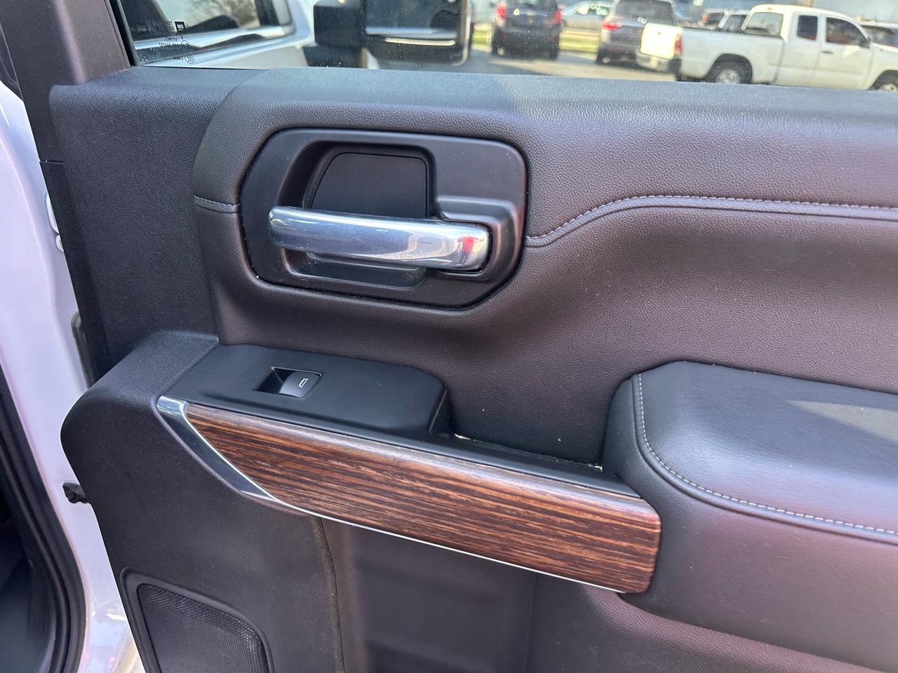 Chevrolet Silverado 3500HD 4WD Crew Cab 159" High Country 2022