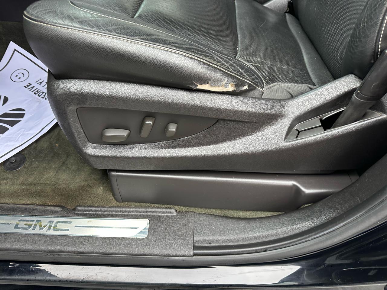 GMC Yukon 4WD 4dr SLT 2015