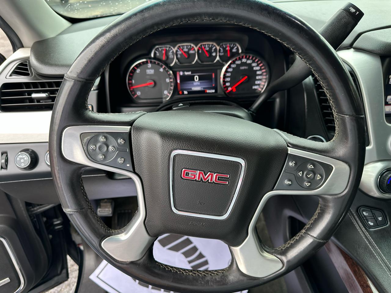 GMC Yukon 4WD 4dr SLT 2015