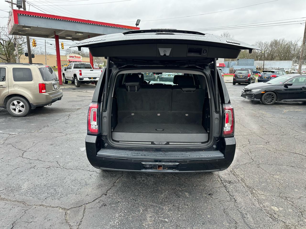 GMC Yukon 4WD 4dr SLT 2015
