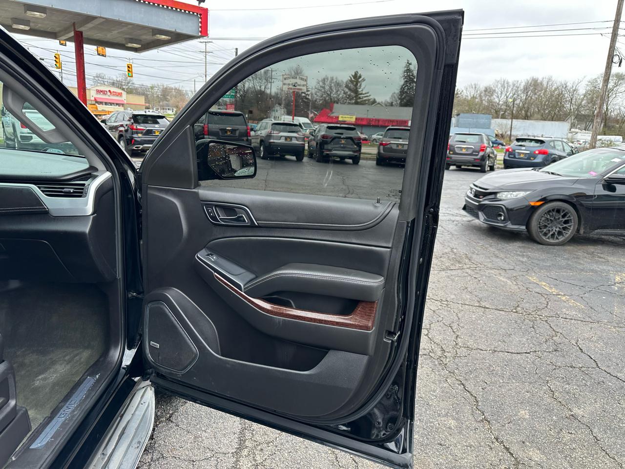 GMC Yukon 4WD 4dr SLT 2015