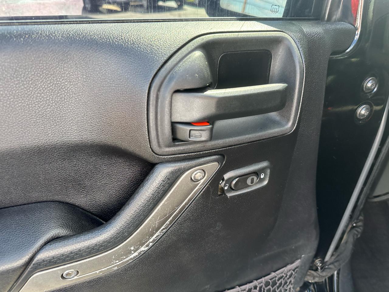 Jeep Wrangler Unlimited 4WD 4dr Sport 2015