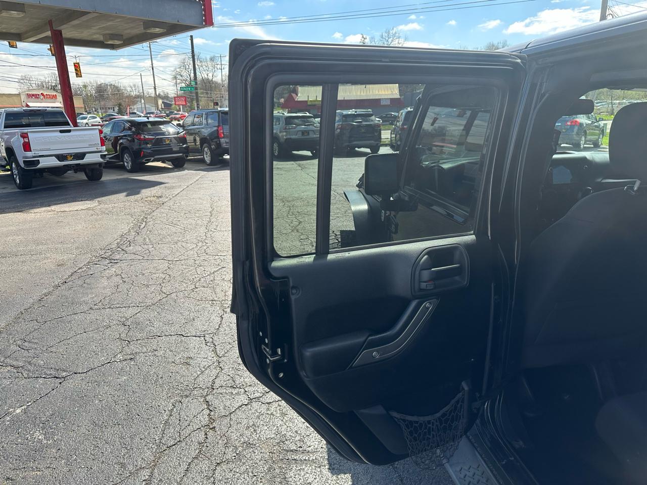 Jeep Wrangler Unlimited 4WD 4dr Sport 2015