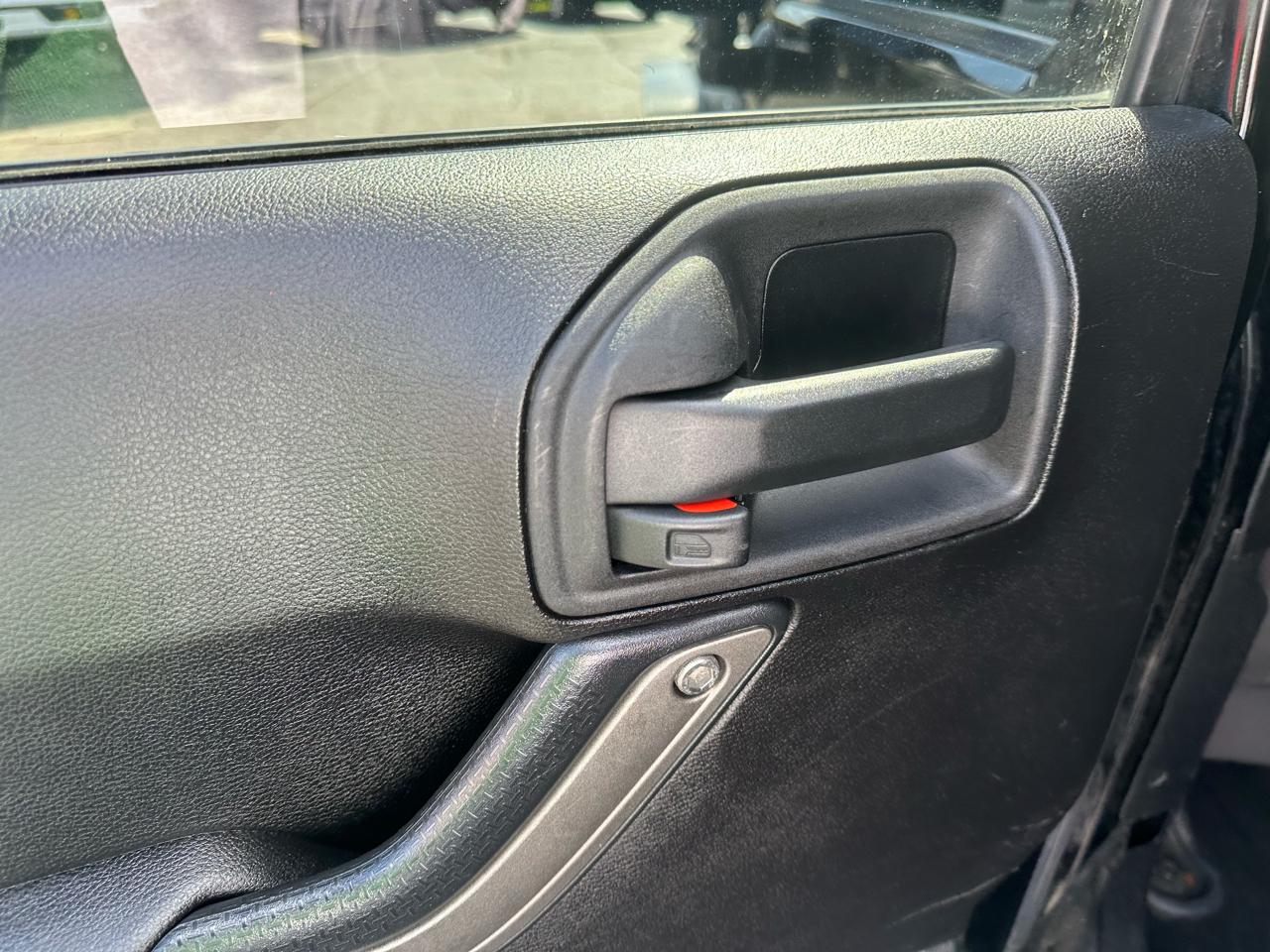 Jeep Wrangler Unlimited 4WD 4dr Sport 2015