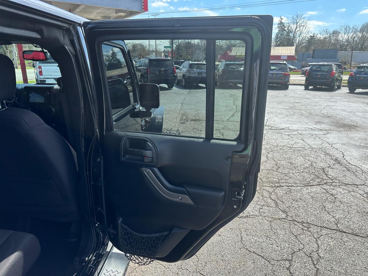 Jeep Wrangler Unlimited 4WD 4dr Sport 2015