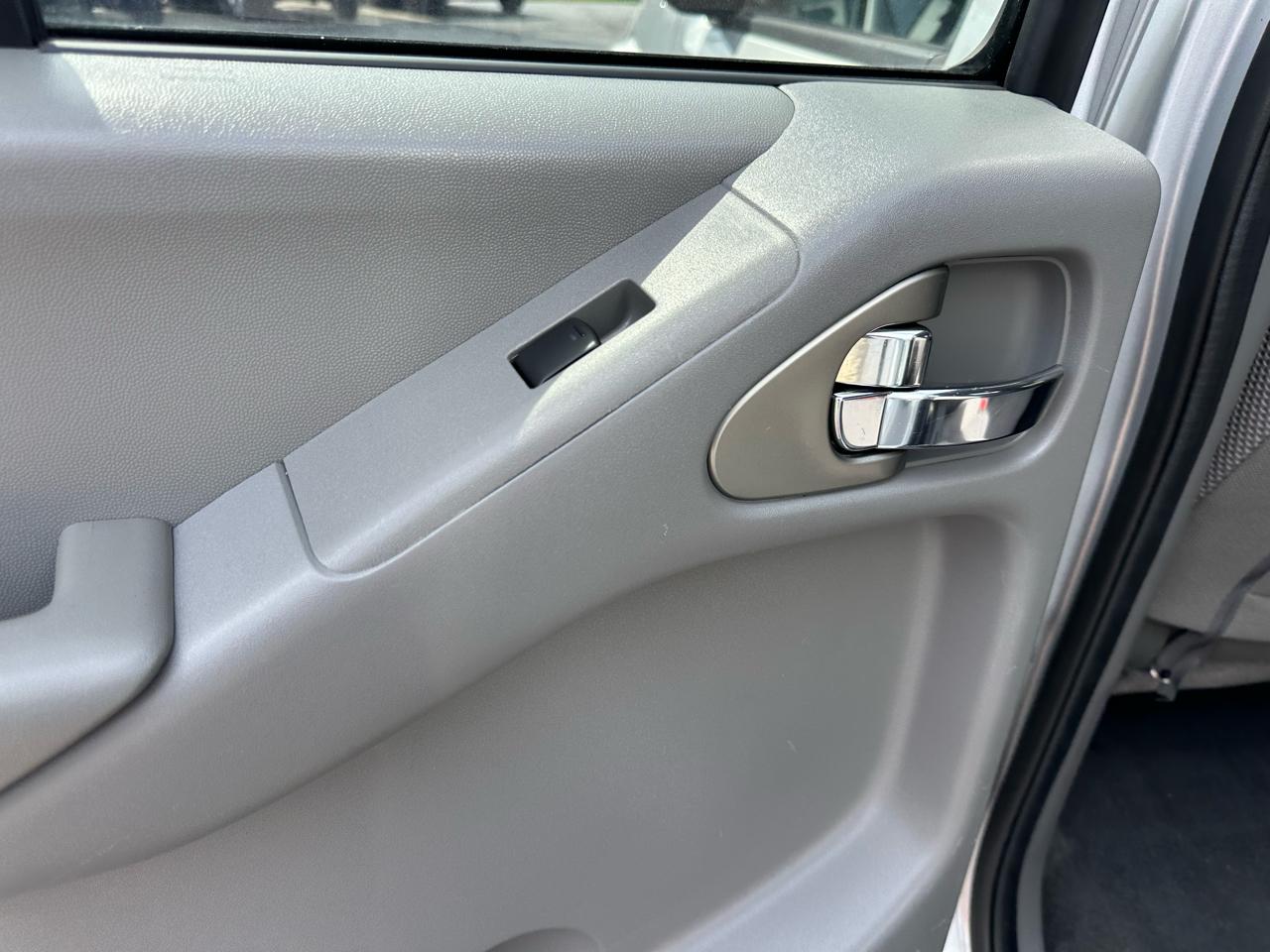 Nissan Frontier Crew Cab 4x4 SV Auto 2019