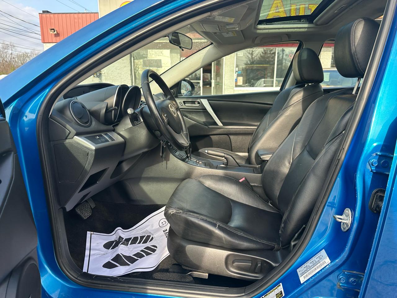 Mazda MAZDA3 4dr Sdn Auto i Grand Touring 2012